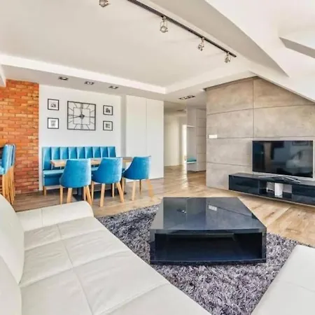 Close-central - One Bedroom With Balcony - Center - Sb12 Gdańsk